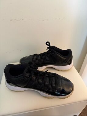 Air Jordan 11 Retro Low
